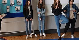 Gruppe Yoga